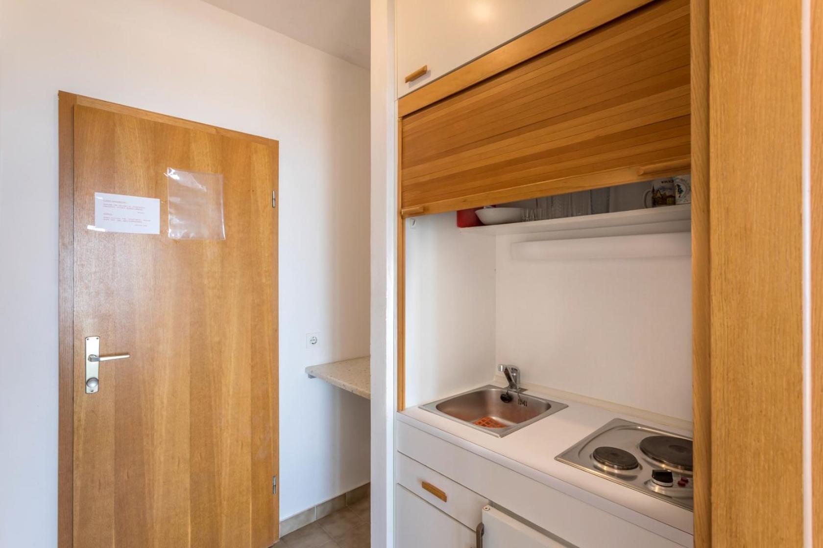 Apartments With A Parking Space Baska Voda, Makarska - 301 Rom bilde