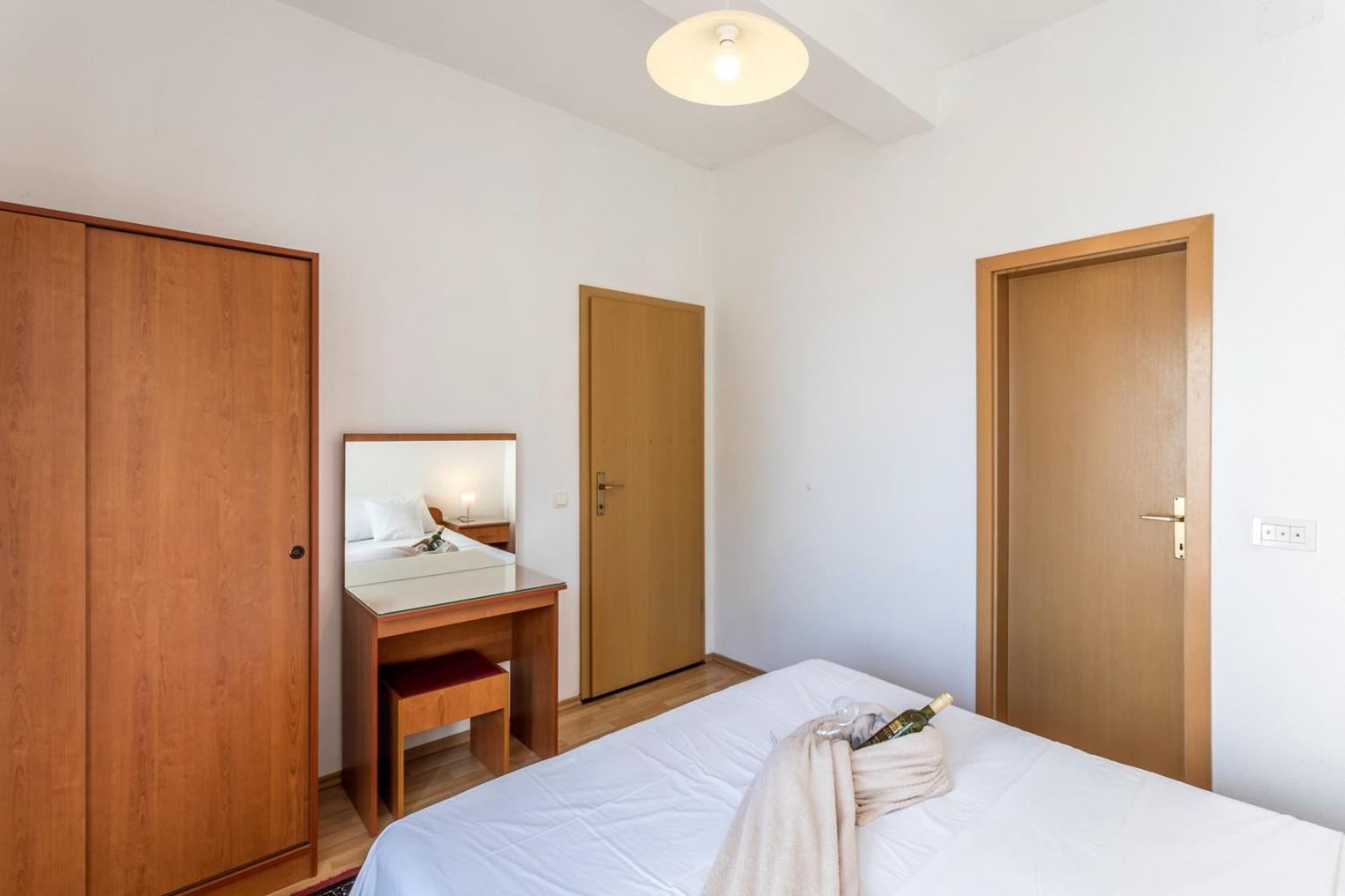 Apartments With A Parking Space Baska Voda, Makarska - 301 Rom bilde